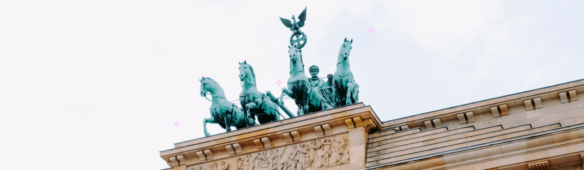 JON-CIN Address 2 min walk from  the famous Brandenburg Gate Berlin